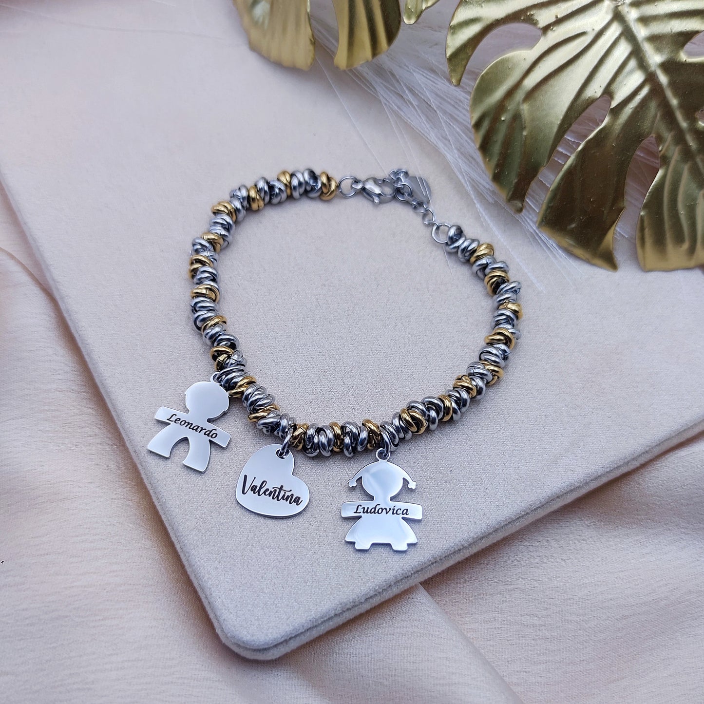 Bracciale nodini due bebè con cuore