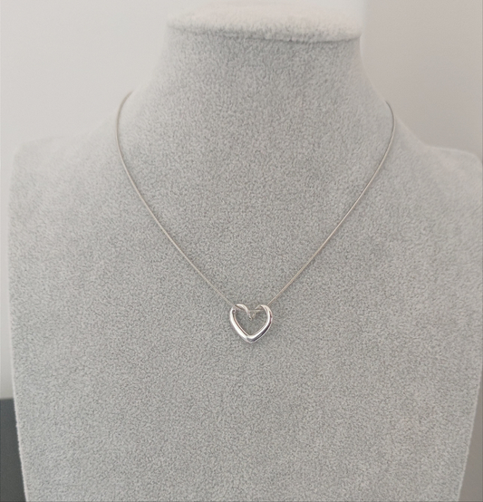 Collana cuore vuoto silver