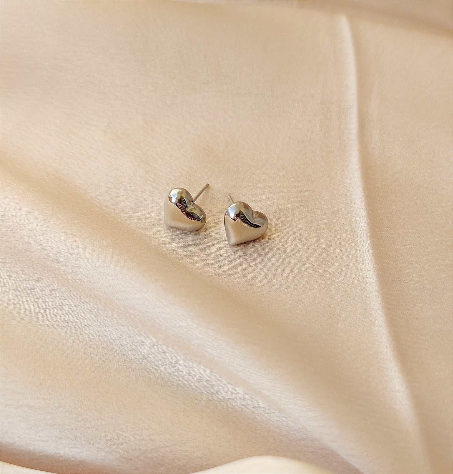 Orecchini cuore bombato silver