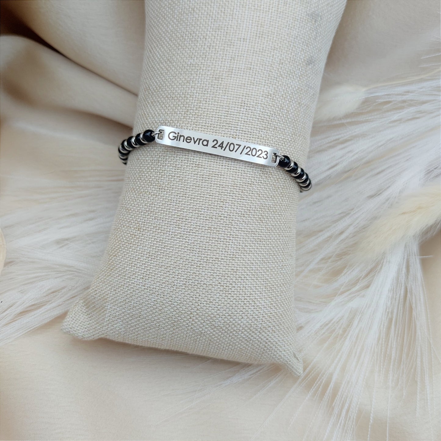 Bracciale targhetta pietre nere satinate PERSONALIZZABILE