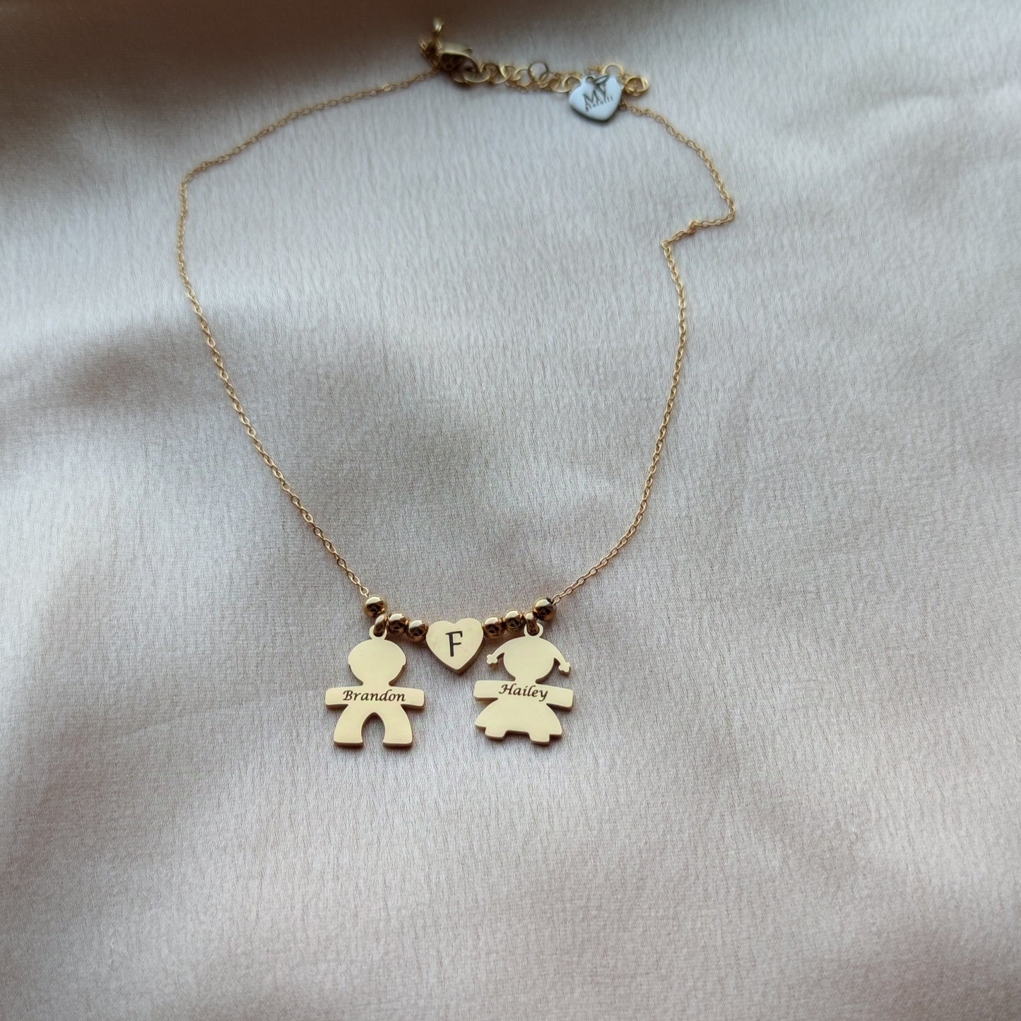 collana due bebè con cuore centrale PERSONALIZZABILE