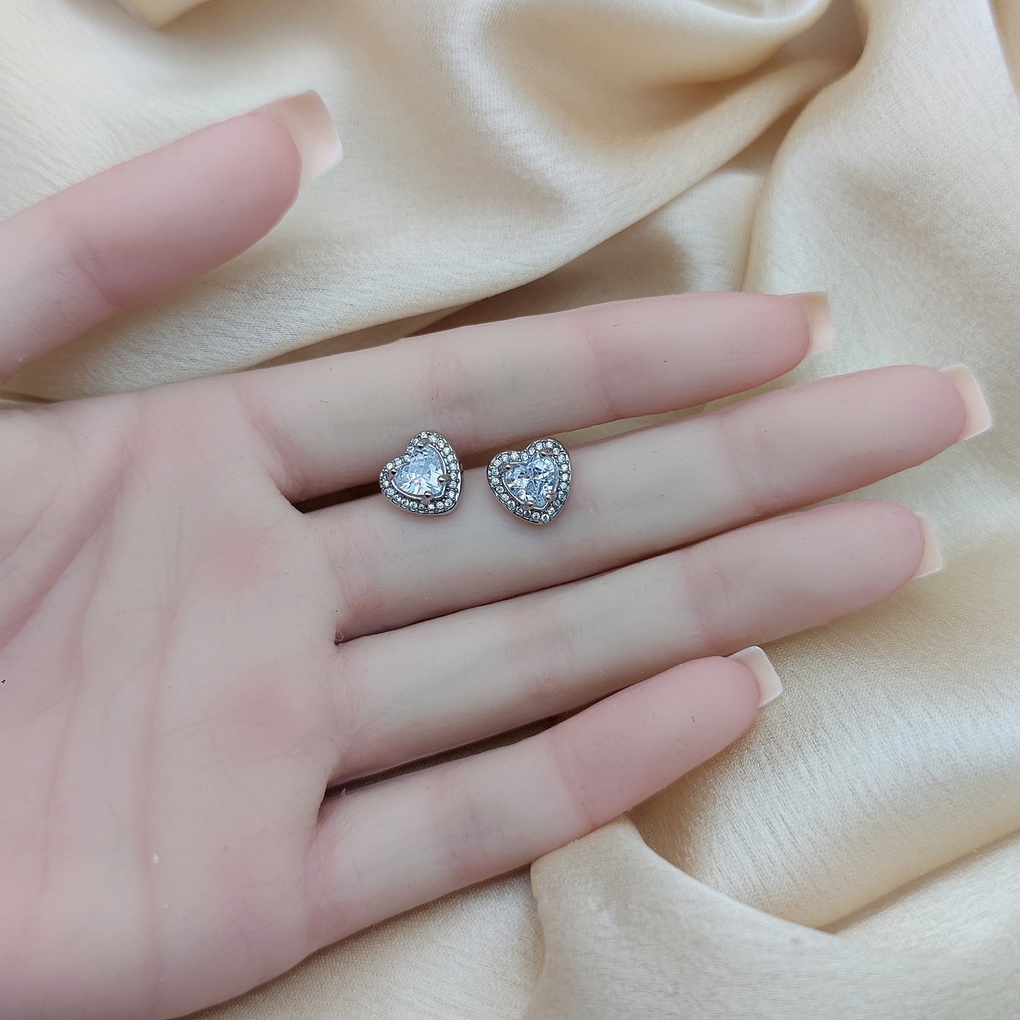 Orecchini cuore zirconia