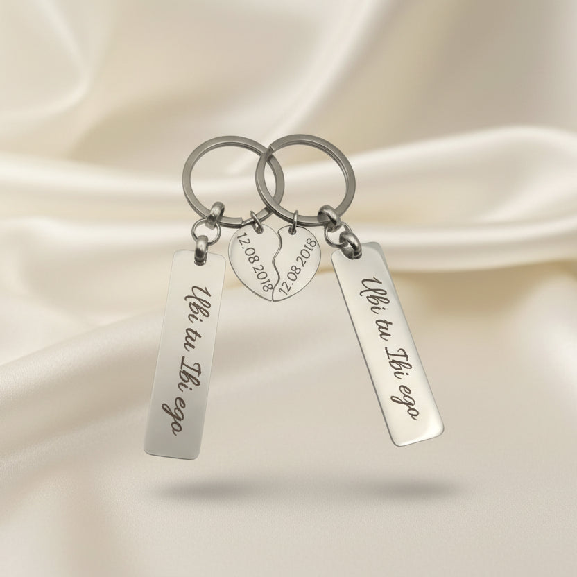 Coppia portachiavi targhetta con cuore spezzato PERSONALIZZABILE