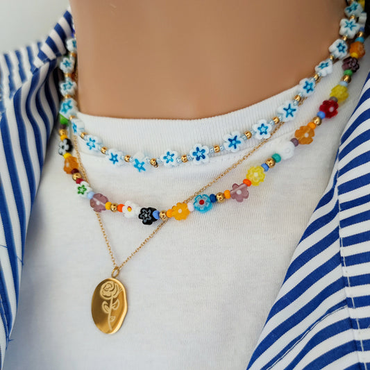 Collana margheritina azzurra