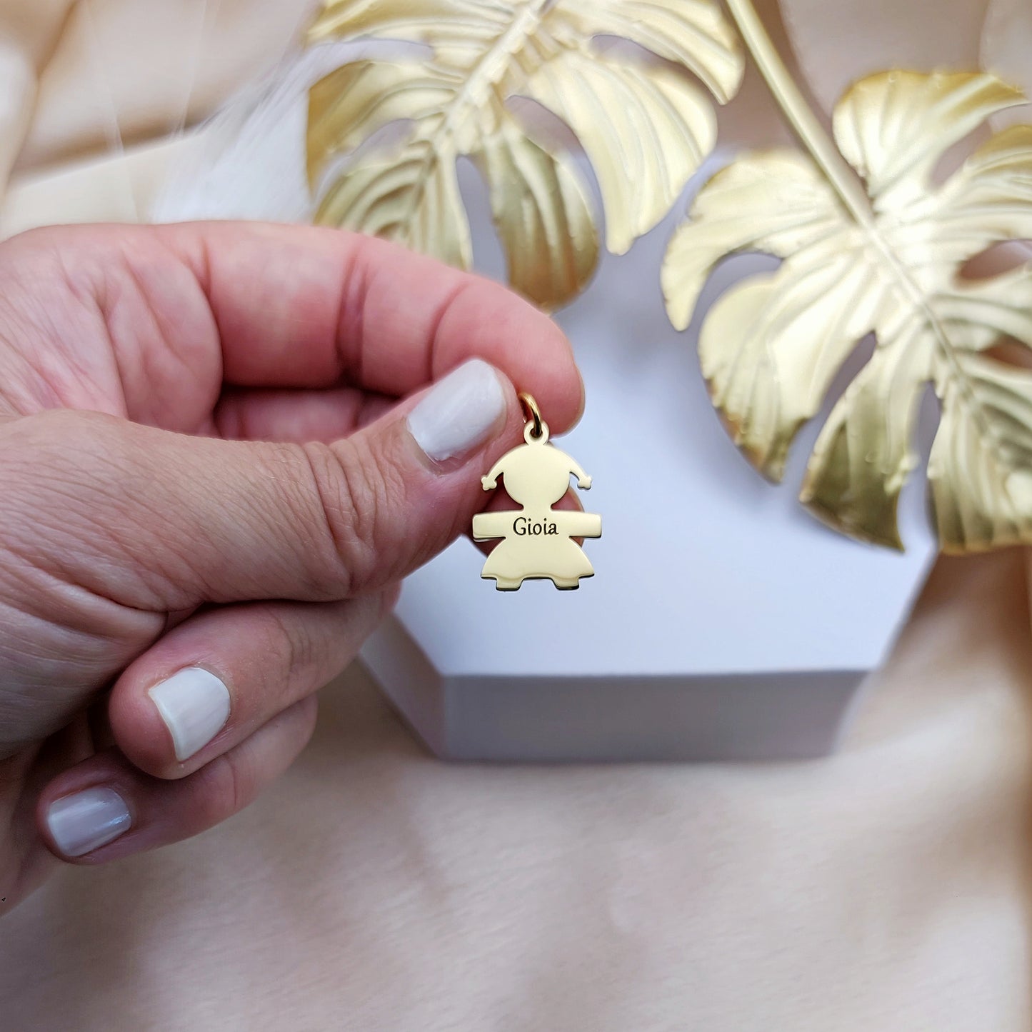 Ciondolo bebè femminuccia gold PERSONALIZZABILE