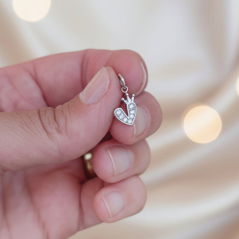 Charm cuore zirconia corona silver