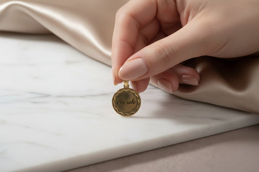 Ciondolo tondo soleil gold PERSONALIZZABILE