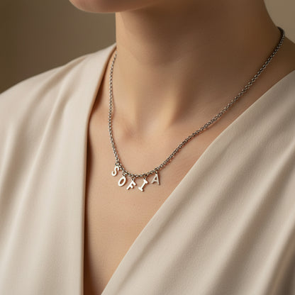 Collana con letterine lucide silver PERSONALIZZABILE a partire da €15,90