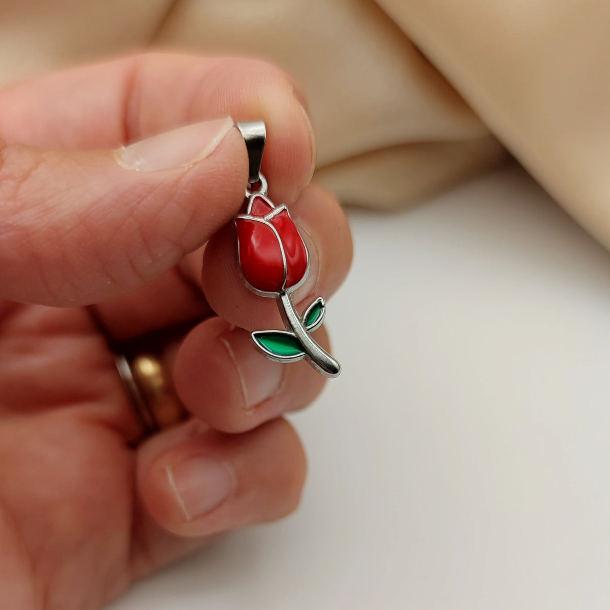 Ciondolo tulipano rosso argento