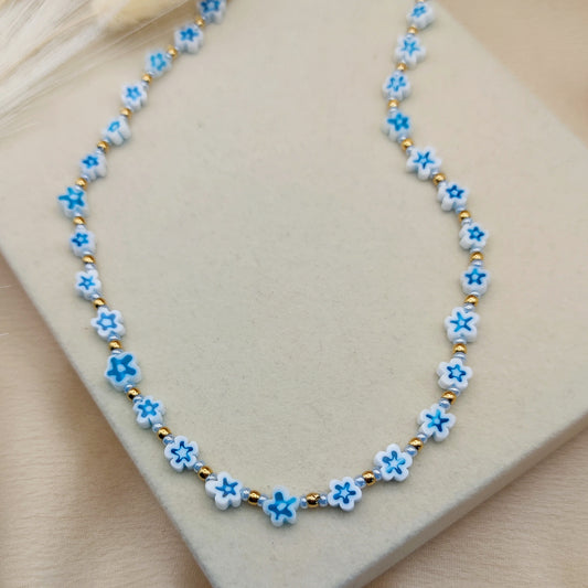 Collana margheritina azzurra