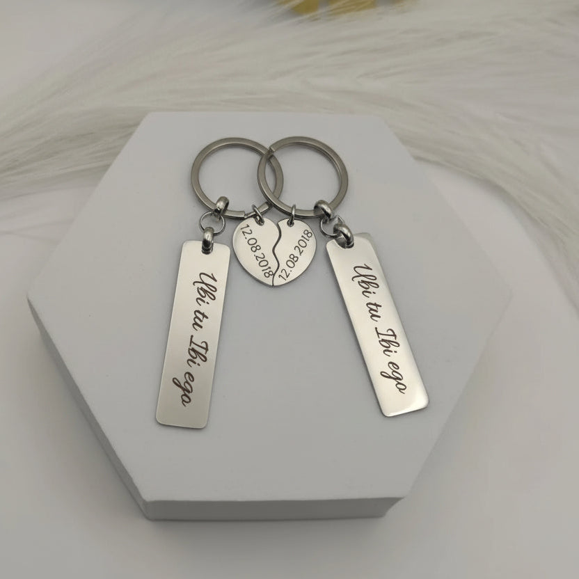 Coppia portachiavi targhetta con cuore spezzato PERSONALIZZABILE