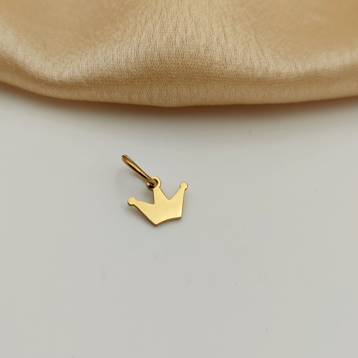 Ciondolo coroncina gold