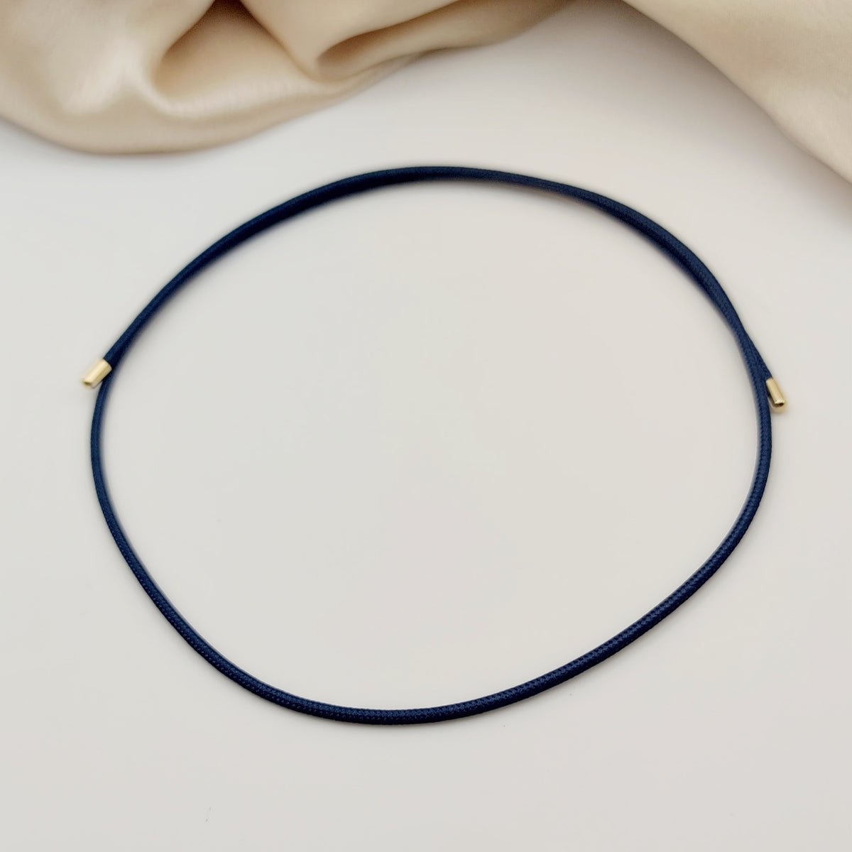 Choker calamita blu