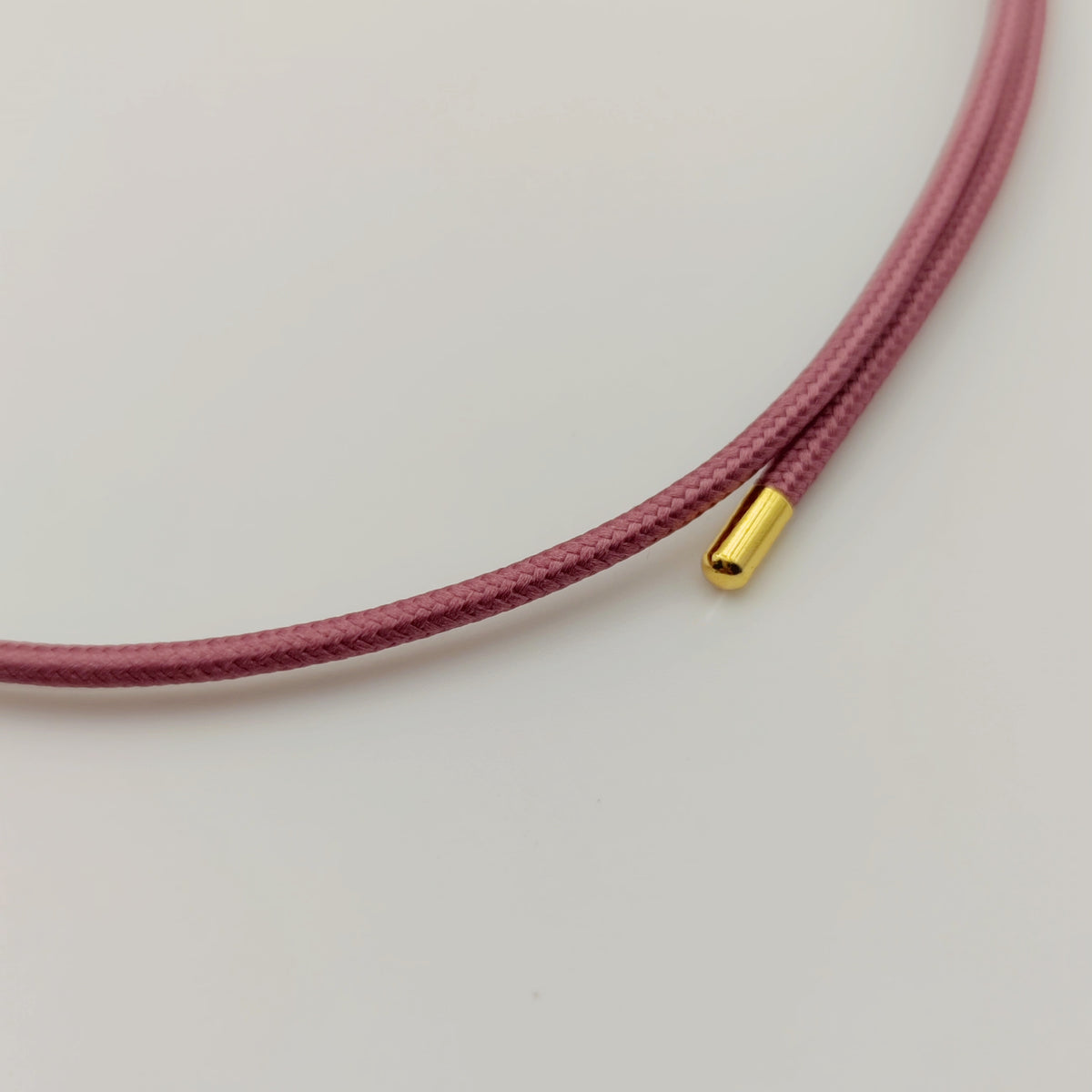 Choker calamita rosa scuro